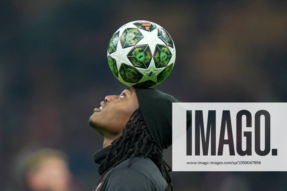 KW08 AC MilanÕs Rafael Leao during the Uefa Champions League soccer match between Ac Milan and Feyenoord at the San Siro Stadium in Milan, north Italy - Tuesday , February 18 , 2025. - Soccer .