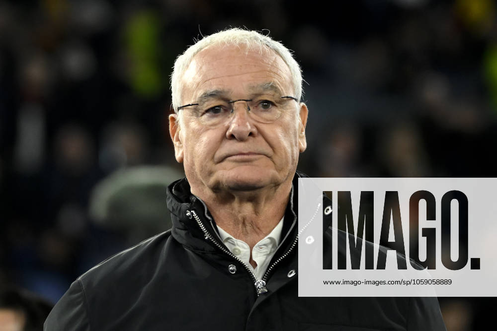 Claudio Ranieri, head coach of AS Roma, looks on during the Europa League football match between AS Roma and FC Porto at Olimpico stadium in Rome (Italy), February 20, 2025. andreaxstaccioli