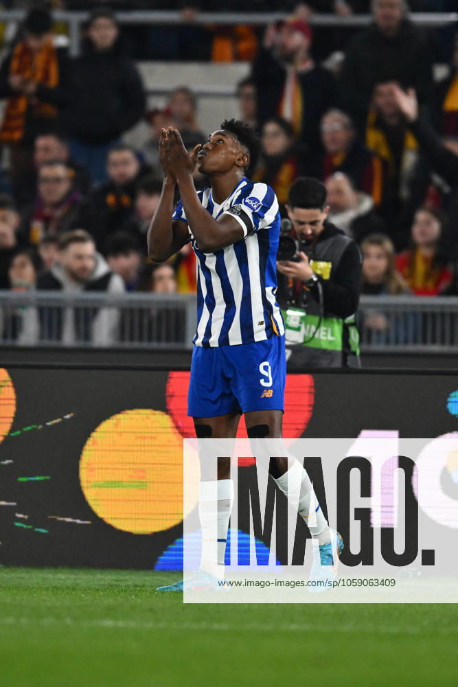 CALCIO - UEFA Europa League - AS Roma vs FC Porto Samu Omorodion of F.C. Porto celebrates after scoring the goal to make it 0-1 during the 2024 25 UEFA Europa League knockout play-off second leg match between A.S. Roma and F.C. Porto at Olympic Stadium on February 20, 2025 in Rome, Italy. Rome Italy