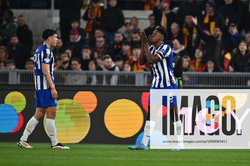 CALCIO - UEFA Europa League - AS Roma vs FC Porto Samu Omorodion of F.C. Porto celebrates after scoring the goal to make it 0-1 during the 2024 25 UEFA Europa League knockout play-off second leg match between A.S. Roma and F.C. Porto at Olympic Stadium on February 20, 2025 in Rome, Italy. Rome Italy