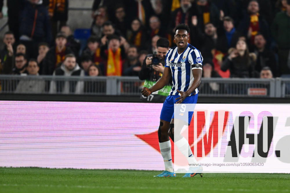 CALCIO - UEFA Europa League - AS Roma vs FC Porto Samu Omorodion of F.C. Porto celebrates after scoring the goal to make it 0-1 during the 2024 25 UEFA Europa League knockout play-off second leg match between A.S. Roma and F.C. Porto at Olympic Stadium on February 20, 2025 in Rome, Italy. Rome Italy