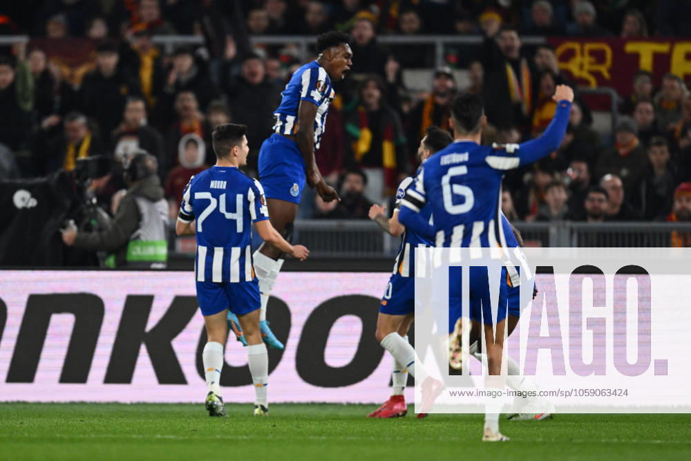 CALCIO - UEFA Europa League - AS Roma vs FC Porto Samu Omorodion of F.C. Porto celebrates after scoring the goal to make it 0-1 during the 2024 25 UEFA Europa League knockout play-off second leg match between A.S. Roma and F.C. Porto at Olympic Stadium on February 20, 2025 in Rome, Italy. Rome Italy