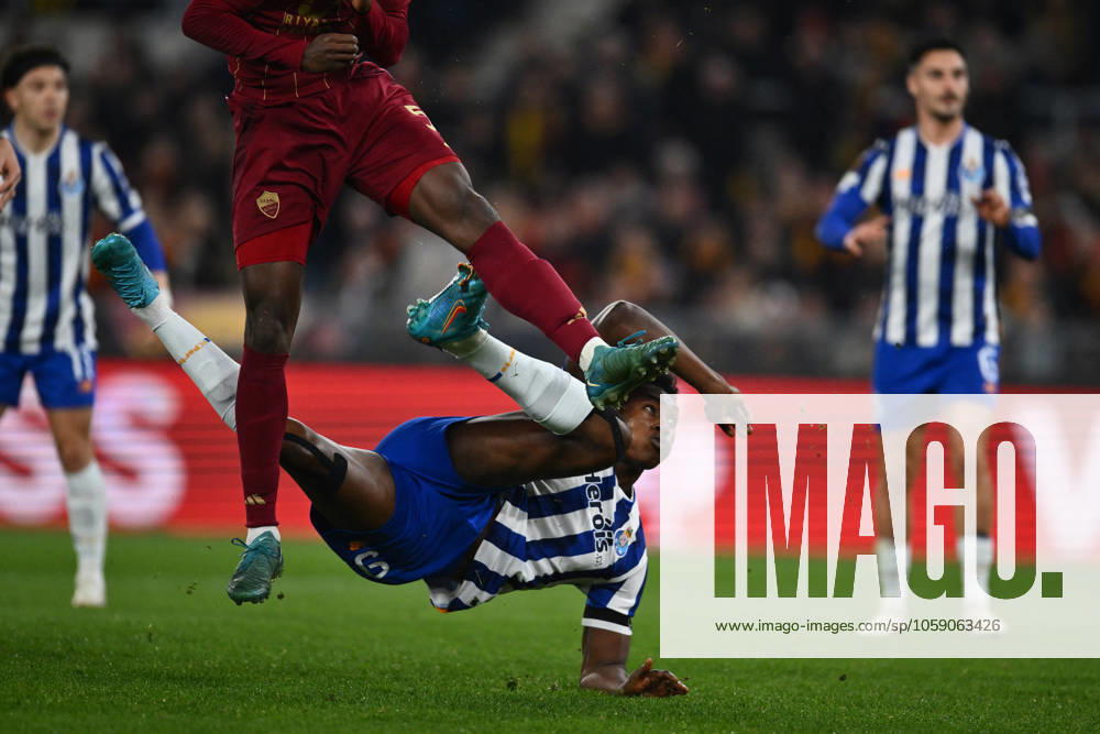 CALCIO - UEFA Europa League - AS Roma vs FC Porto Samu Omorodion of F.C. Portoscores the goal for 0-1 during the 2024 25 UEFA Europa League knockout play-off second leg match between A.S. Roma and F.C. Porto at Olympic Stadium on February 20, 2025 in Rome, Italy. Rome Italy