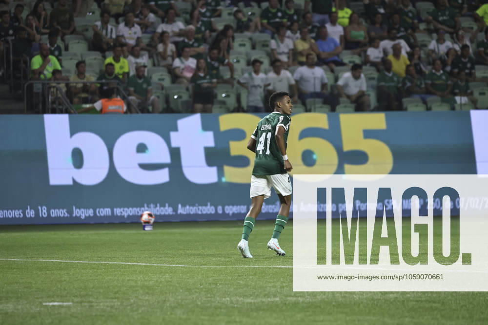 Match between Palmeiras and Botafogo SP for the Sao Paulo championship Sao paulo (sp), 20 02 2025 - paulistao palmeiras vs botagogo sp estevao in a play in the match between palmeiras vs botafogo sp, valid for the 11th round of the 2025 paulista football championship, on the night of this tuesday, february 20, 2025, at allianz parque, in sao paulo-sp (Foto: Leco Viana Thenews2 imago images) SPO