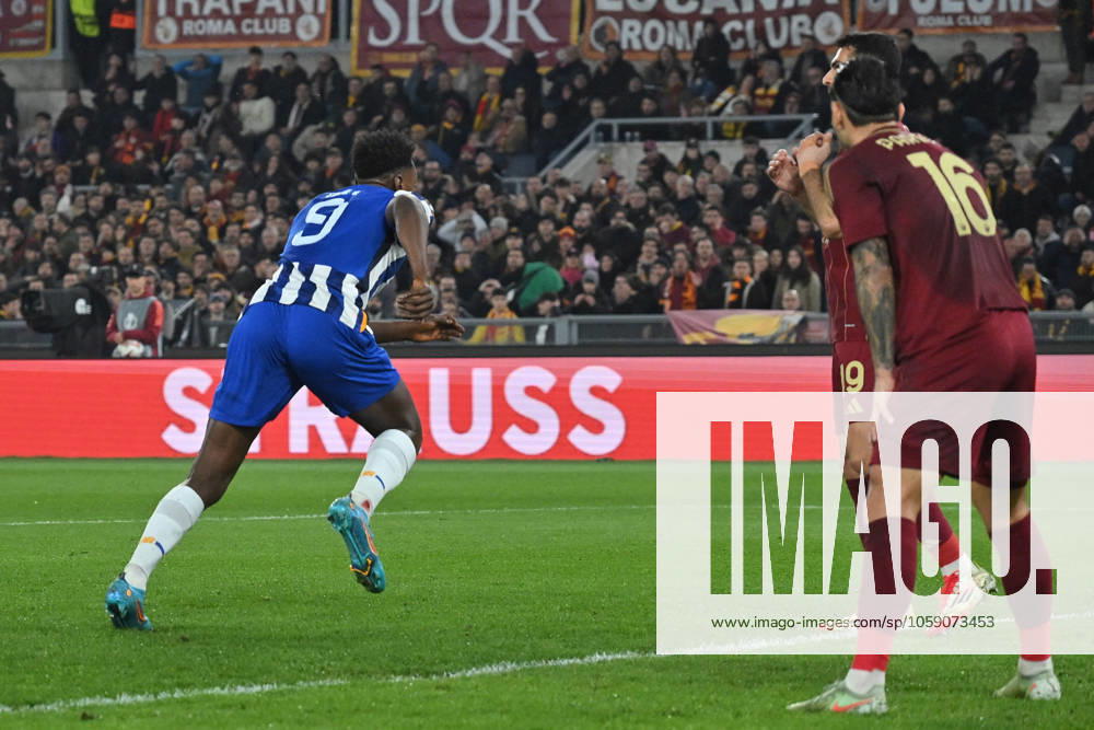 CALCIO - UEFA Europa League - AS Roma vs FC Porto Samu Omorodion of FC Porto celebrates scoring his goal during the Europa League Knockout phase play-offs 2nd leg match between AS Roma v FC Porto at Olympic stadium, Mattia Vian during AS Roma vs FC Porto, Football Europa League match in Rome, Italy, February 20 2025 Rome Italy