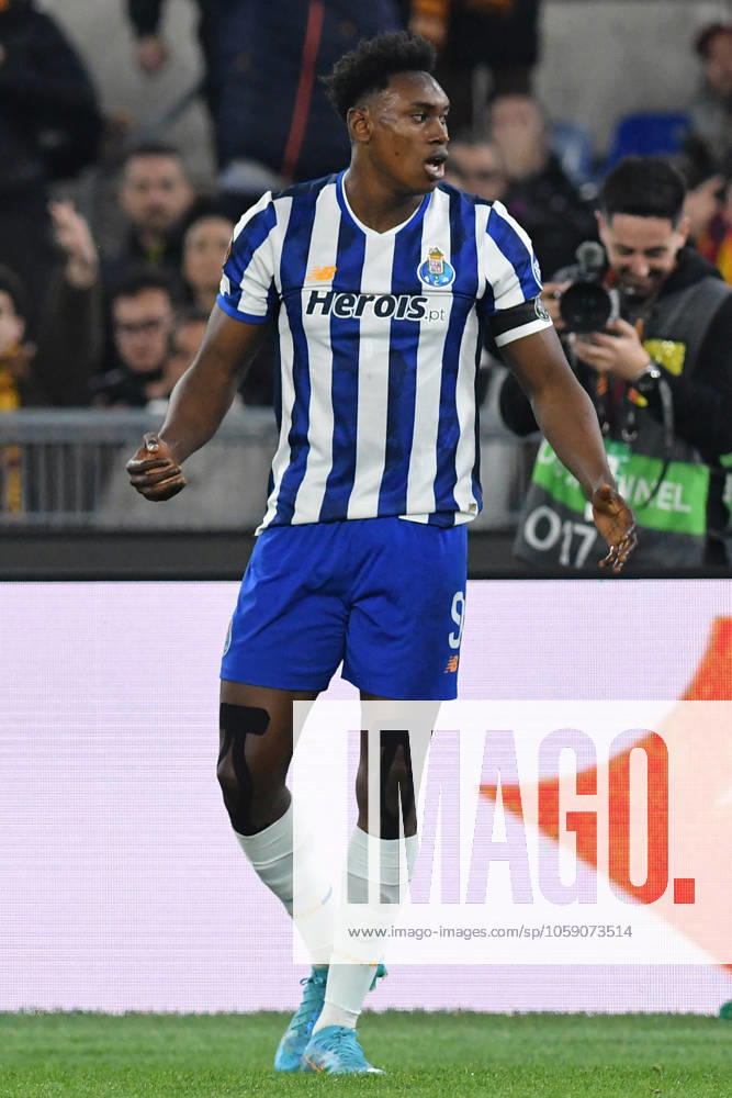 CALCIO - UEFA Europa League - AS Roma vs FC Porto Samu Omorodion of FC Porto celebrates scoring his goal during the Europa League Knockout phase play-offs 2nd leg match between AS Roma v FC Porto at Olympic stadium, Mattia Vian during AS Roma vs FC Porto, Football Europa League match in Rome, Italy, February 20 2025 Rome Italy