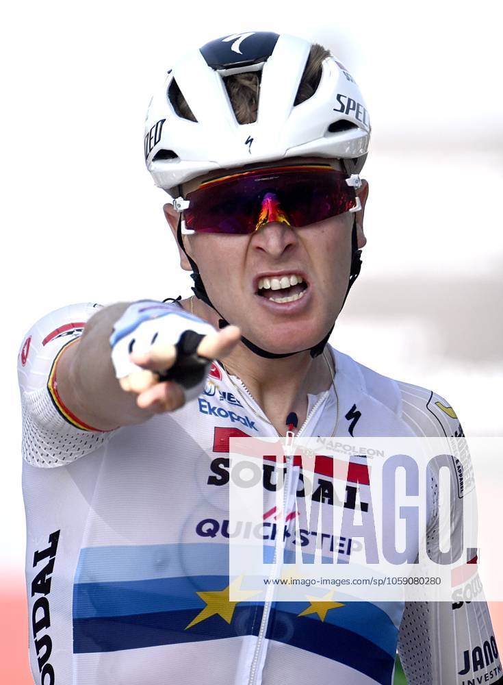 UAE Tour 2025 - Stage 5 DUBAI, UNITED ARAB EMIRATES - FEBRUARY 20 : Merlier Tim (BEL) of Soudal Quick-Step wins during Stage 5 of the UAE Tour 2025 cycling race with start in American University in Dubai and finish in Hamdan Bin Mohammed Smart University (160 km) on February 20, 2025 in Dubai, United Arab Emirates, 20 02 2025 Dubai United Arab Emirates