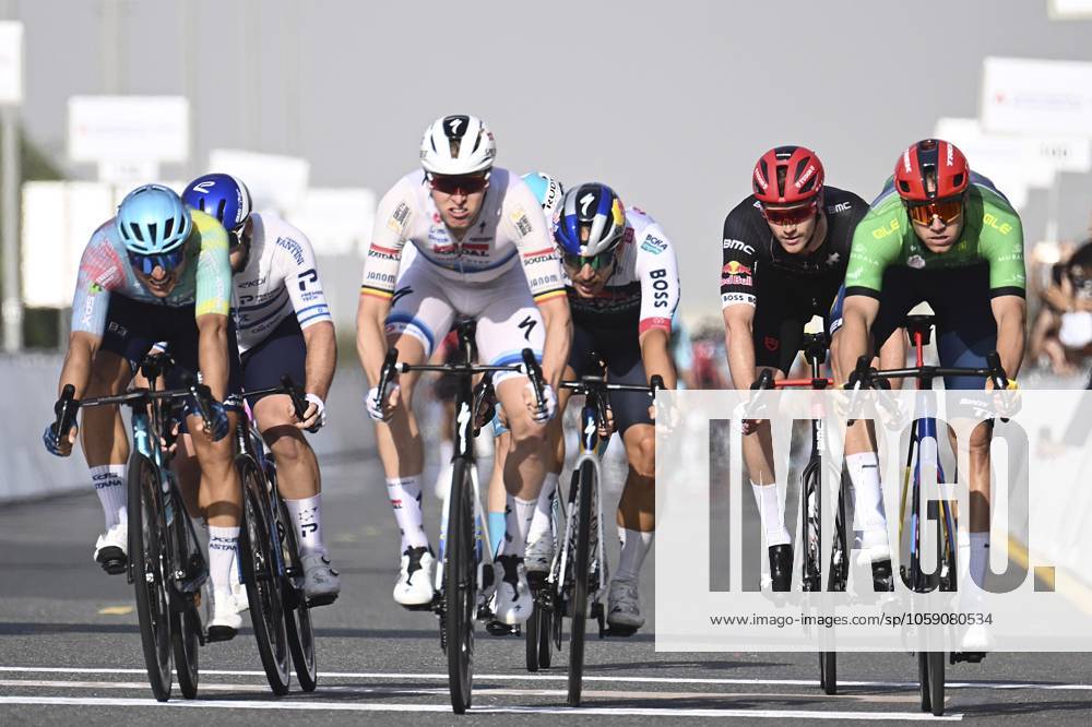 UAE Tour 2025 - Stage 5 DUBAI, UNITED ARAB EMIRATES - FEBRUARY 20 : Merlier Tim (BEL) of Soudal Quick-Step wins, Malucelli Matteo (ITA) of XDS Astana Team, Milan Jonathan (ITA) of Lidl-Trek, Welsford Sam (AUS) of Red Bull - Bora - Hansgrohe, Kogut Oded (ISR) of Israel - Premier Tech during Stage 5 of the UAE Tour 2025 cycling race with start in American University in Dubai and finish in Hamdan Bin Mohammed Smart University (160 km) on February 20, 2025 in Dubai, United Arab Emirates, 20 02 2025 Dubai United Arab Emirates