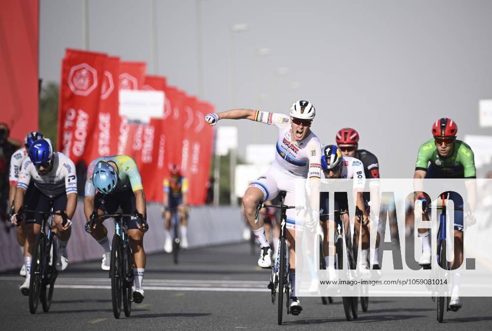 UAE Tour 2025 - Stage 5 DUBAI, UNITED ARAB EMIRATES - FEBRUARY 20 : Merlier Tim (BEL) of Soudal Quick-Step wins, Malucelli Matteo (ITA) of XDS Astana Team, Milan Jonathan (ITA) of Lidl-Trek, Welsford Sam (AUS) of Red Bull - Bora - Hansgrohe, Kogut Oded (ISR) of Israel - Premier Tech during Stage 5 of the UAE Tour 2025 cycling race with start in American University in Dubai and finish in Hamdan Bin Mohammed Smart University (160 km) on February 20, 2025 in Dubai, United Arab Emirates, 20 02 2025 Dubai United Arab Emirates