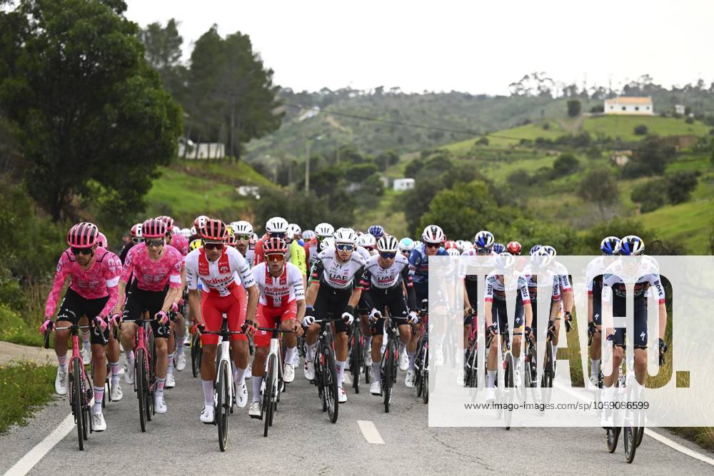 2025 Volta Algarve cycling race - Stage 3 TAVIRA, PORTUGAL - FEBRUARY 21 : illustration picture of the peloton during stage 3 of the 51th edition of the Volta Algarve cycling race, with start in Vila Real Santo Antonio and finish in Tavira on February 21, 2025 in Tavira, Portugal, 21 02 2025 ( Motordriver Kenny Verfaillie - Tavira Portugal