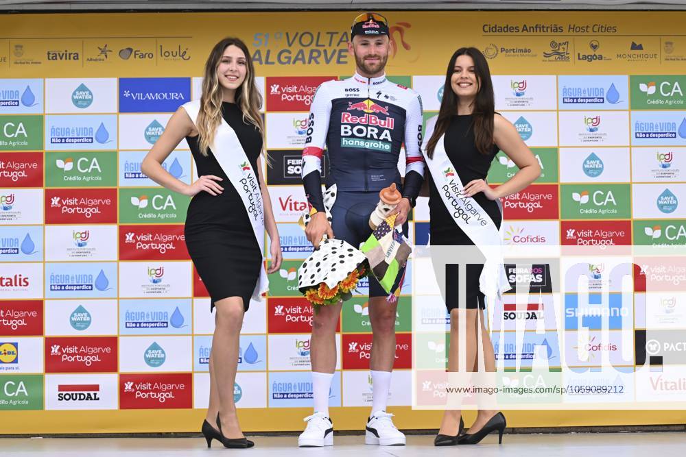 2025 Volta Algarve cycling race - Stage 3 TAVIRA, PORTUGAL - FEBRUARY 21 : Meeus Jordi (BEL) of Red Bull - Bora - Hansgrohe pictured during the podium ceremony of stage 3 of the 51th edition of the Volta Algarve cycling race, with start in Vila Real Santo Antonio and finish in Tavira on February 21, 2025 in Tavira, Portugal, 21 02 2025 ( Motordriver Kenny Verfaillie - Tavira Portugal