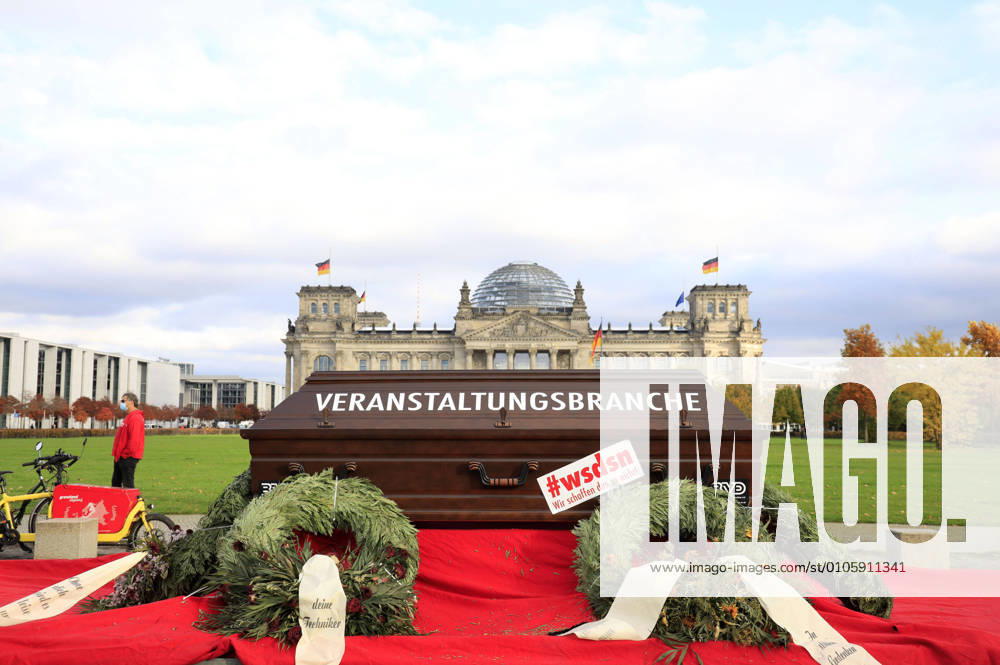 Demonstration to save the event industry from the Action Alliance Red Alert Berlin, 28 10 2020 Foto:xS.xGabschx xFuturexImage