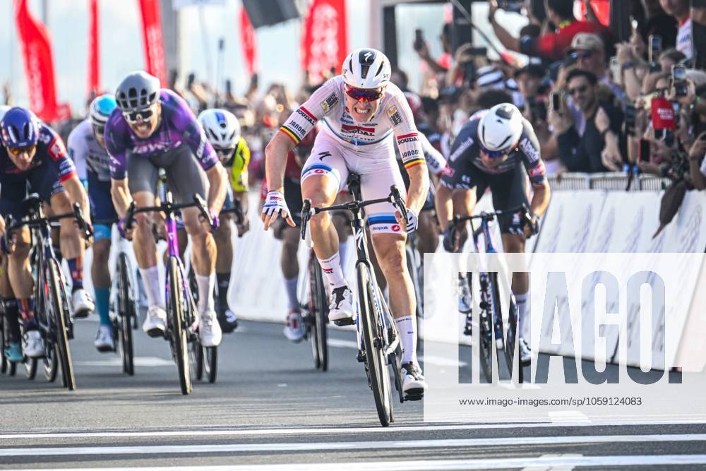 UAE Tour 2025 - Stage 6 ABU DHABI , UNITED ARAB EMIRATES - FEBRUARY 22 : Merlier Tim (BEL) of Soudal Quick-Step in the final sprint during Stage 6 of the UAE Tour 2025 cycling race with start in Abu Dhabi Cycling Club and finish in Abu Dhabi Breakwater (165 km) on February 22, 2025 in Abu Dhabi , United Arab Emirates, 22 02 2025 Abu Dhabi United Arab Emirates