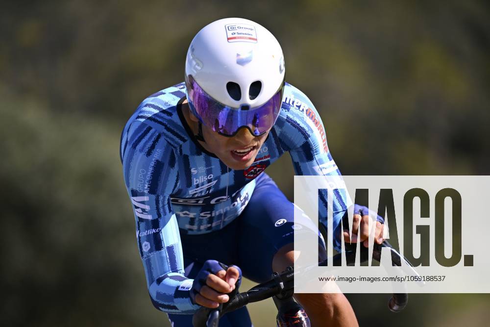 2025 Volta Algarve cycling race - Stage 5 MALHAO, PORTUGAL - FEBRUARY 23 : Guavita Cesar (COL) of Gi Group Holding - Simoldes - Udo during stage 5, an individual time trial, of the 51th edition of the Volta Algarve cycling race, with start in Salir and finish in Malhao on February 23, 2025 in Malhao, Portugal, 23 02 2025 ( Motordriver Kenny Verfaillie - Malhao Portugal