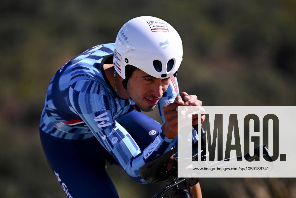 2025 Volta Algarve cycling race - Stage 5 MALHAO, PORTUGAL - FEBRUARY 23 : Bustamante Adrian (ESP) of Gi Group Holding - Simoldes - Udo during stage 5, an individual time trial, of the 51th edition of the Volta Algarve cycling race, with start in Salir and finish in Malhao on February 23, 2025 in Malhao, Portugal, 23 02 2025 ( Motordriver Kenny Verfaillie - Malhao Portugal