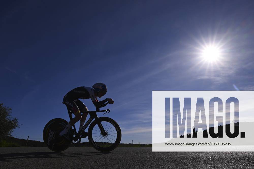 2025 Volta Algarve cycling race - Stage 5 MALHAO, PORTUGAL - FEBRUARY 23 : Wandahl Frederik (DEN) of Red Bull - Bora - Hansgrohe during stage 5, an individual time trial, of the 51th edition of the Volta Algarve cycling race, with start in Salir and finish in Malhao on February 23, 2025 in Malhao, Portugal, 23 02 2025 ( Motordriver Kenny Verfaillie - Malhao Portugal