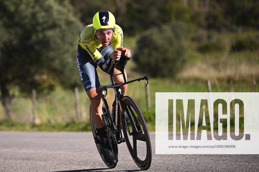 2025 Volta Algarve cycling race - Stage 5 MALHAO, PORTUGAL - FEBRUARY 23 : Wood Harrison (GBR) of Anicolor Tien 21 during stage 5, an individual time trial, of the 51th edition of the Volta Algarve cycling race, with start in Salir and finish in Malhao on February 23, 2025 in Malhao, Portugal, 23 02 2025 ( Motordriver Kenny Verfaillie - Malhao Portugal