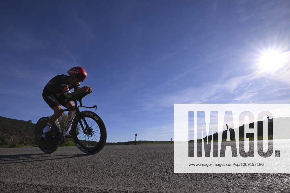 2025 Volta Algarve cycling race - Stage 5 MALHAO, PORTUGAL - FEBRUARY 23 : Alaphilippe Julian (FRA) of Tudor Pro Cycling Team during stage 5, an individual time trial, of the 51th edition of the Volta Algarve cycling race, with start in Salir and finish in Malhao on February 23, 2025 in Malhao, Portugal, 23 02 2025 ( Motordriver Kenny Verfaillie - Malhao Portugal