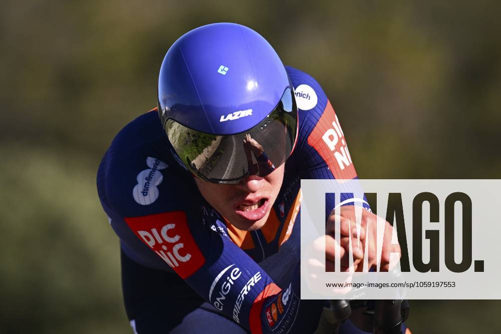 2025 Volta Algarve cycling race - Stage 5 MALHAO, PORTUGAL - FEBRUARY 23 : Poole Max (GBR) of Team Picnic PostNL during stage 5, an individual time trial, of the 51th edition of the Volta Algarve cycling race, with start in Salir and finish in Malhao on February 23, 2025 in Malhao, Portugal, 23 02 2025 ( Motordriver Kenny Verfaillie - Malhao Portugal