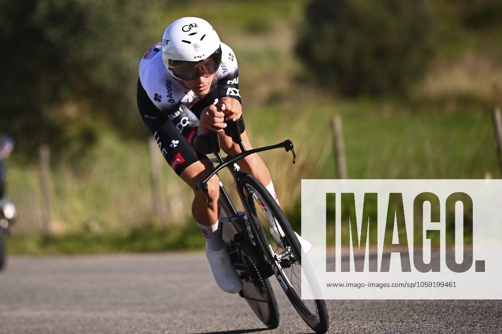 2025 Volta Algarve cycling race - Stage 5 MALHAO, PORTUGAL - FEBRUARY 23 : Almeida Joao (POR) of UAE Team Emirates during stage 5, an individual time trial, of the 51th edition of the Volta Algarve cycling race, with start in Salir and finish in Malhao on February 23, 2025 in Malhao, Portugal, 23 02 2025 ( Motordriver Kenny Verfaillie - Malhao Portugal