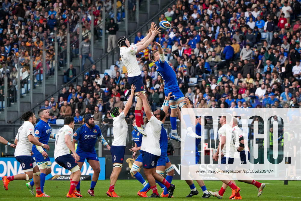 KW08 Guinness Six Nations 2025 - Italy vs France at Stadio Olimpico in Rome, Italy, on 23 February 2025. Thibaud Flament of France participates in the Guinness Six Nations 2025 match between Italy and France at Stadio Olimpico in Rome, Italy, on 23 February 2025. Final Score: ITA 24 - FRA 73, Credit:Stefano Costantino TTL Avalon Italy, Rome