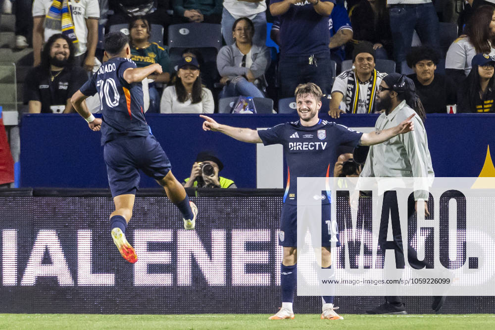 San Diego FC s Anders Dreyer 10 celebrates with Alejandro Alvarado Jr. 70 after scoring against the LA Galaxy during an MLS, Fussball Herren, USA Cup soccer match at Dignity Health Sports Park, February 23, 2025 in Carson, Calif. Los Angeles United States - ZUMAs197 20250223_aaa_s197_220