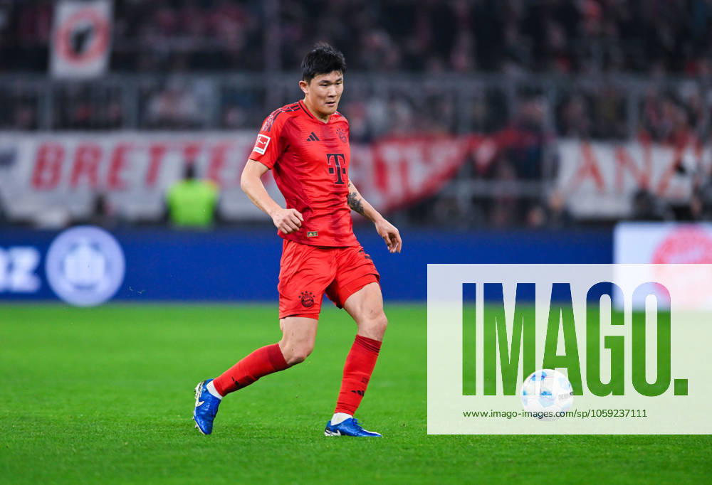 Min Jae Kim FC Bayern Muenchen in action during the Bundesliga match between FC Bayern München and Eintracht Frankfurt, Allianz Arena on February 23, 2025 in Munich, Germany Photo by Silas Schüller DeFodi Images Min Jae Kim FC Bayern Muenchen controls the ball during the Bundesliga match between FC Bayern München and Eintracht Frankfurt at Allianz Arena on February 23, 2025 in Munich, Germany Photo by Silas Schüller DeFodi Images DFL regulations prohibit any use of photographs as image sequences and or quasi video Photo by Silas Schueller DeFodi Images