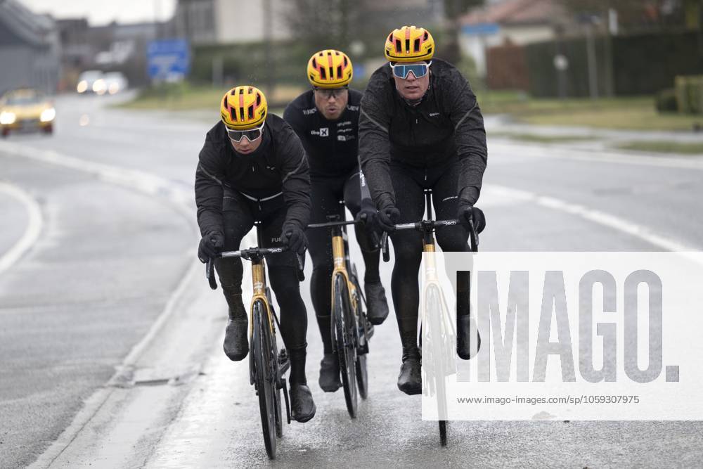Flanders Classics opening weekend 2025 - training session 27 02 2025 GENT, BELGIUM - FEBRUARY 27 : riders of Uno-X Pro Mobility pictured during a training session ahead of the Flanders Classics opening weekend with Omloop Het Nieuwsblad and Kuurne Brussel Kuurne on February 27, 2025 in Gent, Belgium, 27 02 2025 Gent Belgium
