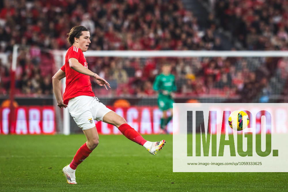 SL Benfica Vs SC Braga in Lisbon, Portugal - 26 Feb 2025 Alvaro Carreras of SL Benfica in action during the Portuguese Cup match between SL Benfica and SC Braga at Estadio da Luz. (Final score: SL Benfica 1 - 0 SC Braga) Lisbon Portugal