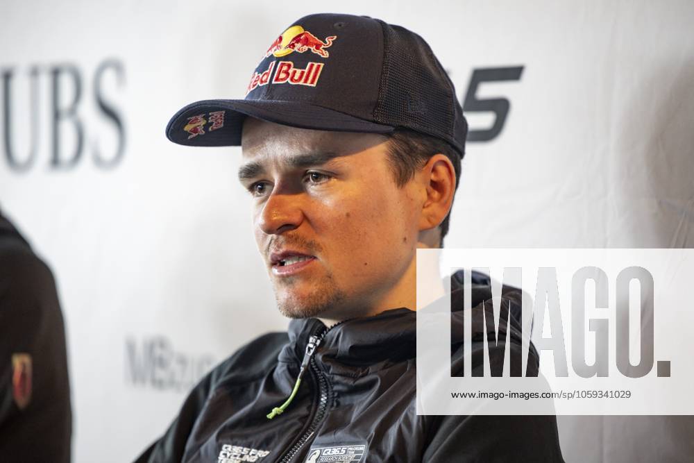 British Tom Pidcock pictured during a press conference, PK, Pressekonferenz of Q36.5 Pro Cycling Team, Friday 28 February 2025, in Waregem, ahead of this weekend s one-day cycling race Omloop Het Nieuwsblad, opening race of the Flemish classic one day races season. DAVIDxPINTENS x113663903x