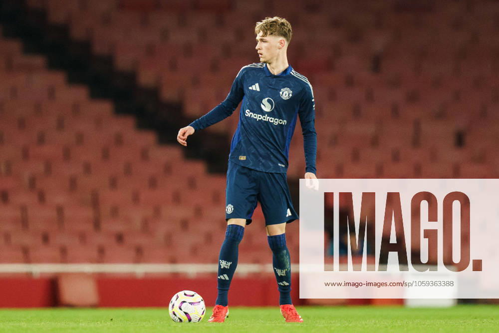 Arsenal FC Under-18s v Manchester United, ManU FC Under-18s Jack Fletcher of Manchester United during the Arsenal FC Under-18s v Manchester United FC Under-18s FA Youth Cup Quarter-Final match at the Emirates Stadium, London, England, United Kingdom on 28 February 2025 Credit: Dylan Hepworth Every Second Media Editorial use only. All images are copyright Every Second Media Limited. No images may be reproduced without prior permission.