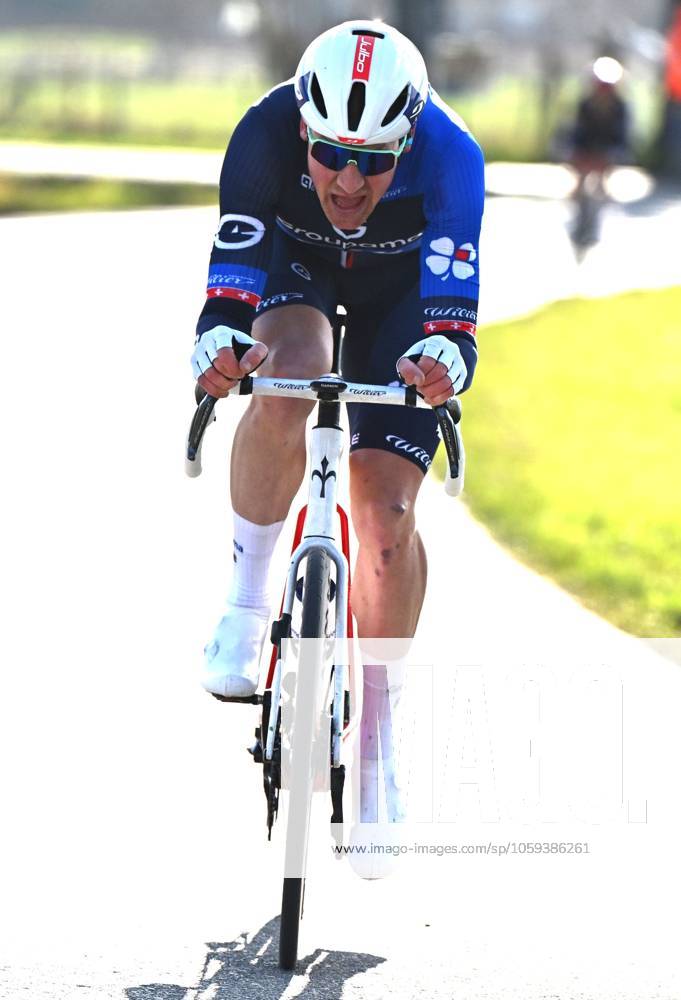 Swiss Stefan Kung of Groupama-FDJ pictured in action during the men s one-day cycling race Omloop Het Nieuwsblad (UCI World Tour), 197 km from Gent to Ninove, Saturday 01 March 2025. POOLxLUCxCLAESSEN x113857425x