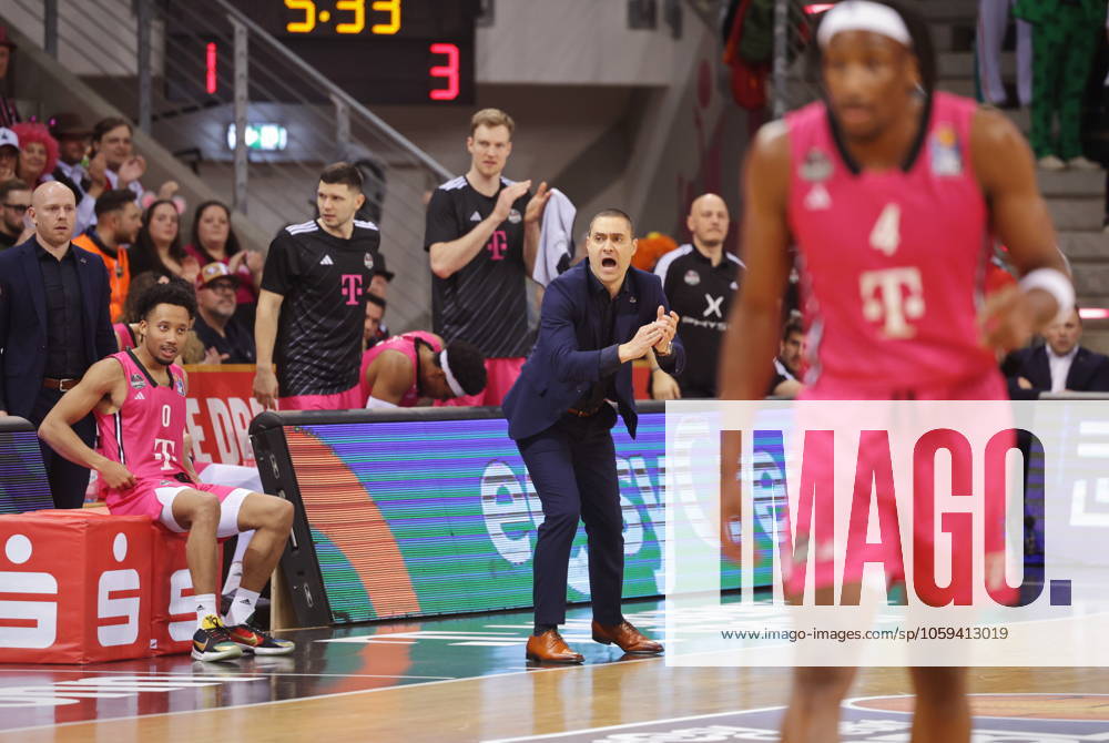 Coach Marko Stankovic Telekom Baskets Bonn vs Rostock Seawolves Carnival match 22 Matchday Season 2024 25