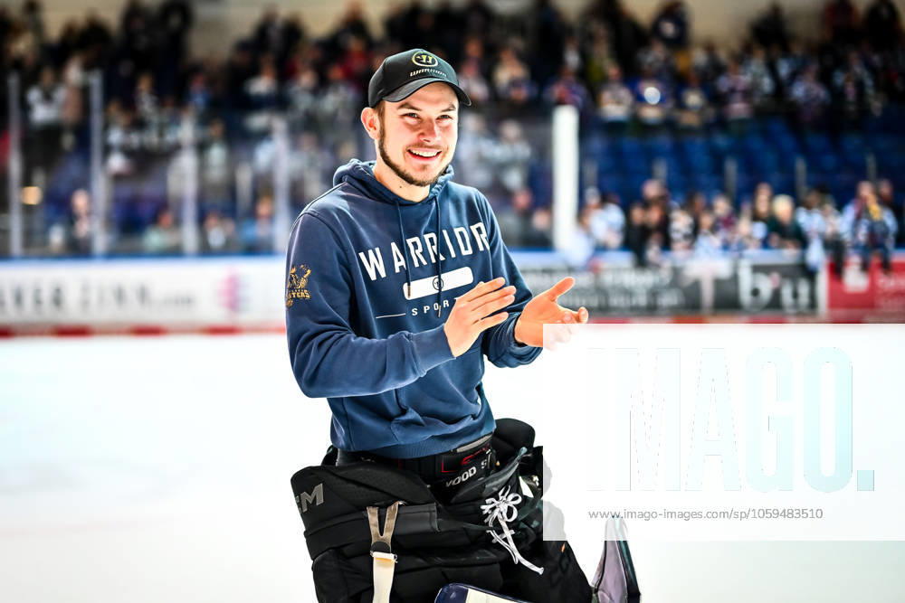 Hendrik Hane Iserlohn Roosters, 32 , GER, Iserlohn Roosters vs Schwenninger Wild WIngs, Ice Hockey, Penny DEL, 50 Matchday, Season 2024 2025, 02 03 2025, GER, Iserlohn Roosters vs Schwenninger Wild Wings, Ice Hockey, Penny DEL, 50 Matchday, Season 2024 2025, 02 03 2025 Iserlohn