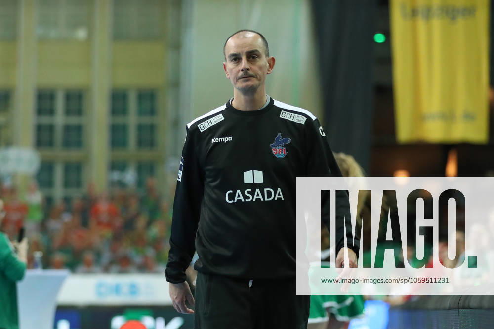 Handball, Daikin HBL, SC DHfK Leipzig 1 VfL Potsdam v l Emir Kurtagic Potsdam, Coach Leipzig