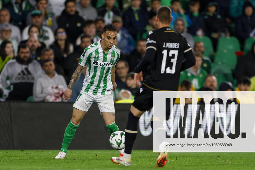 Real Betis Balompie v Vitoria SC - UEFA Conference League 2024 25 Round of 16 First Leg Antony of Real Betis controls the ball during the UEFA Conference League match between Real Betis and Vitoria Guimaraes SC at Benito Villamarin in Seville, Spain, on March 6, 2025. Seville Spain