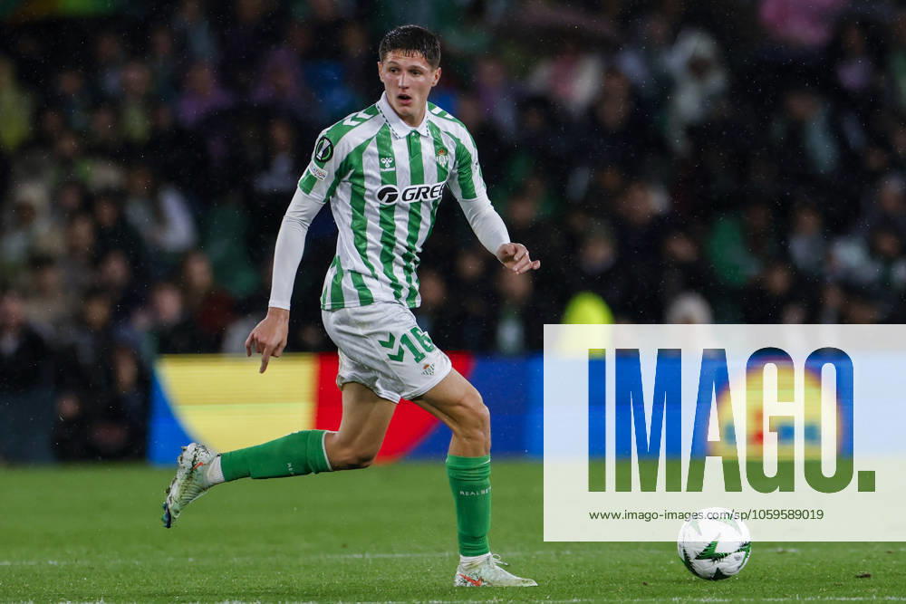 Real Betis Balompie v Vitoria SC - UEFA Conference League 2024 25 Round of 16 First Leg Sergi Altimira of Real Betis controls the ball during the UEFA Conference League match between Real Betis and Vitoria Guimaraes SC at Benito Villamarin in Seville, Spain, on March 6, 2025. Seville Spain