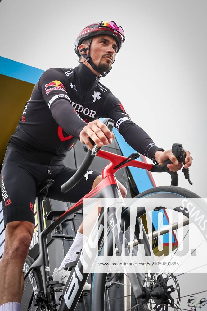 French Julian Alaphilippe of Tudor Pro Cycling Team pictured before the first stage of 83th edition of the Paris-Nice cycling race, from and to Le Perray-en-Yvelines (156,5km), Sunday 09 March 2025. DAVIDxPINTENS x114554945x