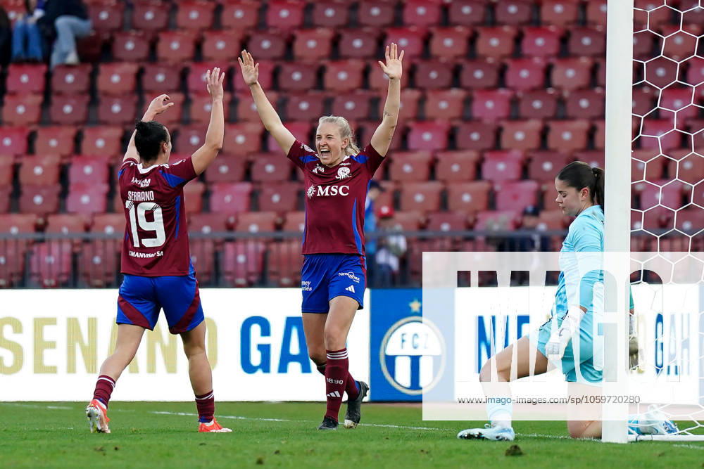 Zurich, Letzigrund, Women s Super League FC Zurich Servette FC Chenois Feminin, Maria Cassandra Hannele Korhonen Servette celebrates after scoring her teams third goal Zurich Letzigrund Zurich Switzerland