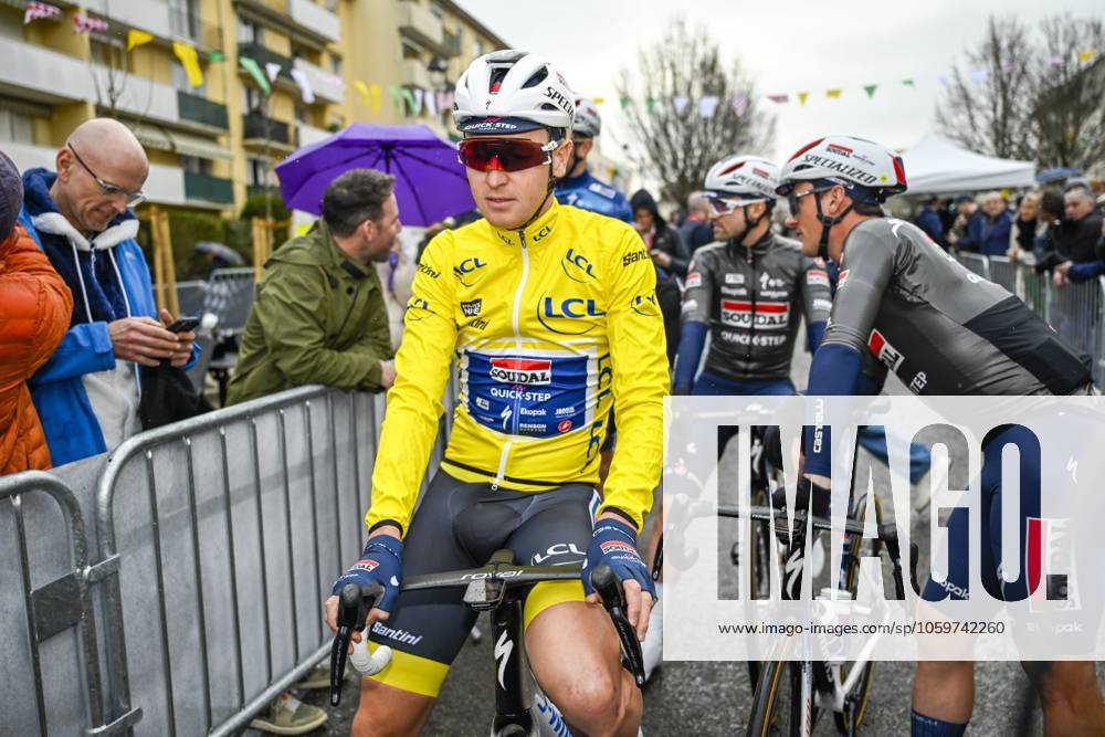 Paris - Nice 2025 - stage 2 BELLEGARDE, FRANCE - MARCH 10 : Merlier Tim (BEL) of Soudal Quick-Step before the start of the race during stage 2 of the 83th edition of the Paris - Nice cycling race, a stage of 183,9km with start in Montesson and finish in Bellegarde on March 10, 2025 in Bellegarde, France, 10 03 2025 ( Motordriver Kenny Verfaillie - Bellegarde France