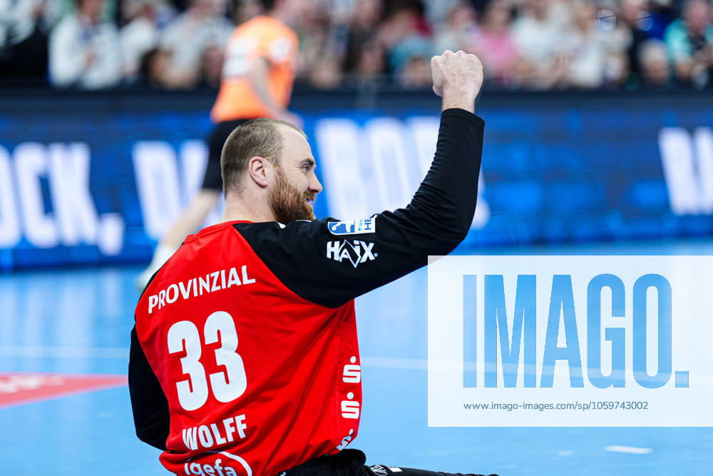 Cheering after Andreas Wolffs save THW Kiel, 33 GER, THW Kiel vs Rhein Neckar Loewen, Handball, Bundesliga, Matchday, 22, Season 2024 2025, 09 03 2025 GER, THW Kiel vs Rhein Neckar Loewen, Handball, Bundesliga, Matchday, 22, Season 2024 2025, 09 03 2025 Kiel