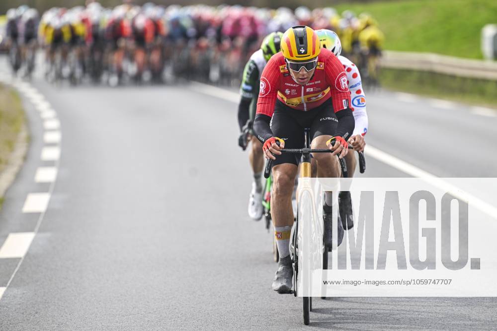 Paris - Nice 2025 - stage 2 BELLEGARDE, FRANCE - MARCH 10 : Abrahamsen Jonas (NOR) of Uno-X Mobility leading the escape pack during stage 2 of the 83th edition of the Paris - Nice cycling race, a stage of 183,9km with start in Montesson and finish in Bellegarde on March 10, 2025 in Bellegarde, France, 10 03 2025 ( Motordriver Kenny Verfaillie - Bellegarde France
