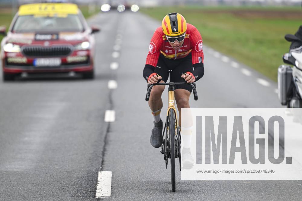 Paris - Nice 2025 - stage 2 BELLEGARDE, FRANCE - MARCH 10 : Abrahamsen Jonas (NOR) of Uno-X Mobility alone during stage 2 of the 83th edition of the Paris - Nice cycling race, a stage of 183,9km with start in Montesson and finish in Bellegarde on March 10, 2025 in Bellegarde, France, 10 03 2025 ( Motordriver Kenny Verfaillie - Bellegarde France
