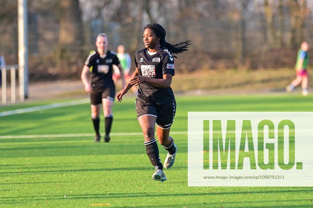Soccer I Women I Season 2024 2025 I Regionalliga Nord I 14 Matchday I SV Henstedt Ulzburg Hamburger SV II I 09 03 2025 Close-up, single photo, cropped, portrait, portrait, single photo, single photo, body Dissy Jeanne Ragouena 14, SV Henstedt Ulzburg