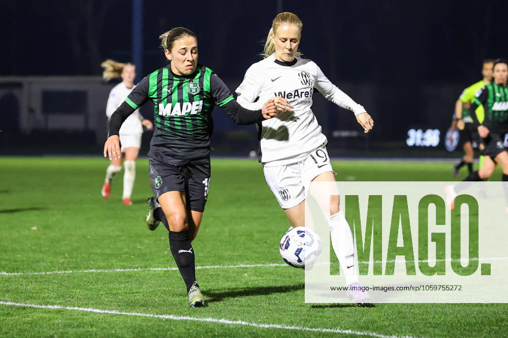 CALCIO - Serie A Femminile - FC Como Women vs US Sassuolo Adelina Viktoria Engman and Gina Chmielinski during FC Como Women vs US Sassuolo, Italian football Serie A Women match in Seregno (MB), Italy, March 10 2025 Seregno (MB) Italy