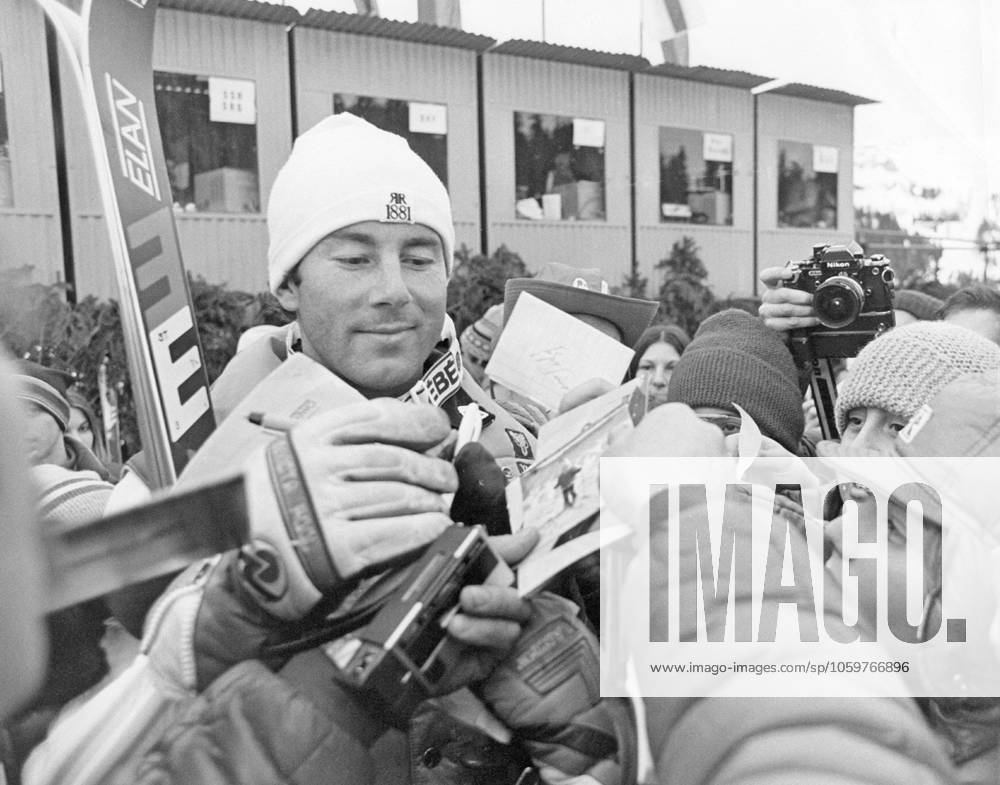 Ingemar Stenmark, geboren am 18. März 1956, ist ein ehemaliger schwedischer alpiner Skirennläufer im Weltcup. Er gilt als einer der bedeutendsten schwedischen Sportler aller Zeiten und als der größte Slalom und Riesenslalomspezialist aller Zeiten. 1980 Ingemar Stenmark born 18 March 1956 is a Swedish former World Cup alpine ski racer. He is regarded as one of the most prominent Swedish athletes ever, and as the greatest slalom and giant slalom specialist of all time. 1980