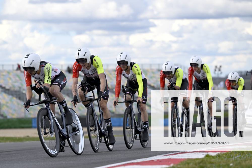 Paris - Nice 2025 - stage 3 NEVERS, FRANCE - MARCH 11 : team Intermarche - Wanty during stage 3 of the 83th edition of the Paris - Nice cycling race, a team time-trail stage of 28,4km with start on the Circuit Magny-Cours and finish in Nevers on March 11, 2025 in Nevers, France, 11 03 2025 ( Motordriver Kenny Verfaillie - Nevers France