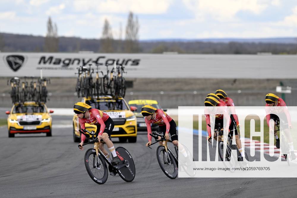 Paris - Nice 2025 - stage 3 NEVERS, FRANCE - MARCH 11 : team Uno-X Mobility during stage 3 of the 83th edition of the Paris - Nice cycling race, a team time-trail stage of 28,4km with start on the Circuit Magny-Cours and finish in Nevers on March 11, 2025 in Nevers, France, 11 03 2025 ( Motordriver Kenny Verfaillie - Nevers France