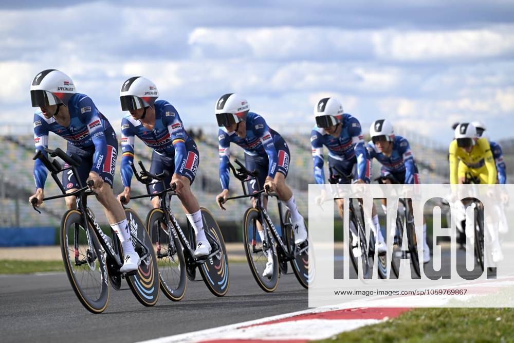 Paris - Nice 2025 - stage 3 NEVERS, FRANCE - MARCH 11 : team Soudal - Quick Step during stage 3 of the 83th edition of the Paris - Nice cycling race, a team time-trail stage of 28,4km with start on the Circuit Magny-Cours and finish in Nevers on March 11, 2025 in Nevers, France, 11 03 2025 ( Motordriver Kenny Verfaillie - Nevers France