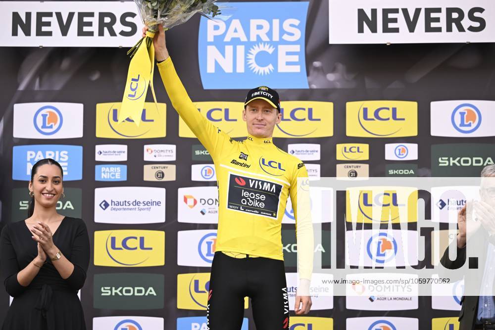 Paris - Nice 2025 - stage 3 NEVERS, FRANCE - MARCH 11 : Jorgenson Matteo (USA) of Team Visma Lease A Bike pictured with the yellow jersey during the podium ceremony of stage 3 of the 83th edition of the Paris - Nice cycling race, a team time-trail stage of 28,4km with start on the Circuit Magny-Cours and finish in Nevers on March 11, 2025 in Nevers, France, 11 03 2025 ( Motordriver Kenny Verfaillie - Nevers France